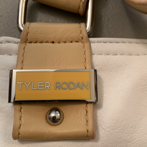 Used Tyler Rodan purse - Picture 4 of 9